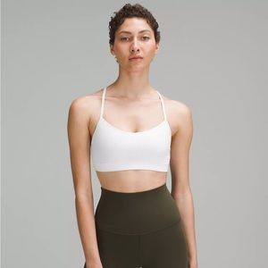 Lululemon Flow Y Bra Nulu Light Support sports bra A–C Cups size 6